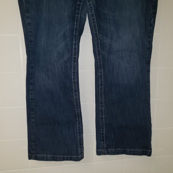 Cabelas 16 Regular Stretch Straight Leg Denim Jeans Dark Wash Blue 16R - Picture 3 of 9